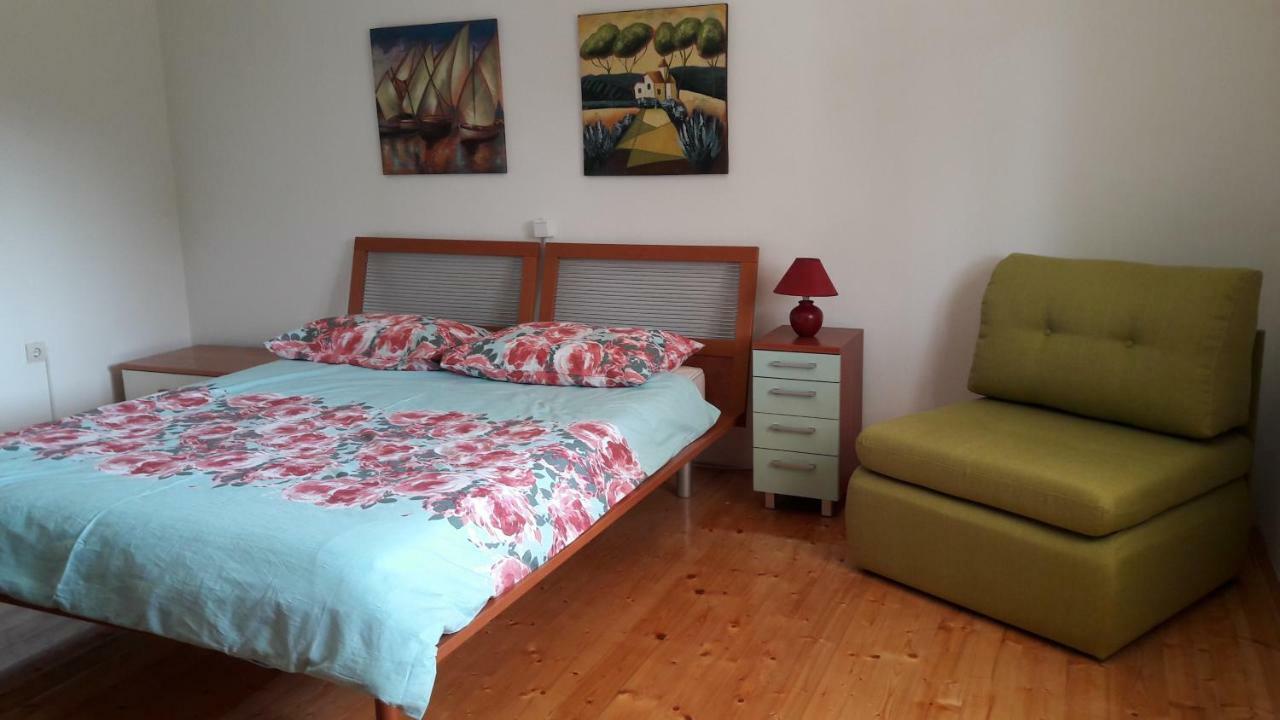 Apartment Greeny Galižana Exteriér fotografie